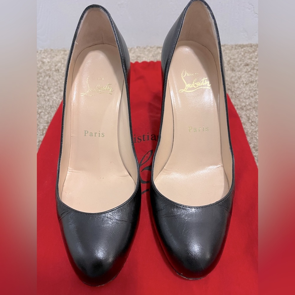 Christian Louboutin Simple Pumps